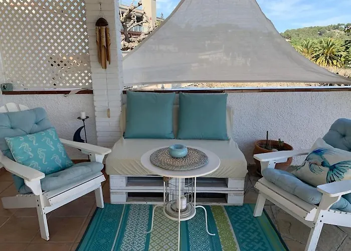 Terraza Con Encanto A Un Paso De La Playa